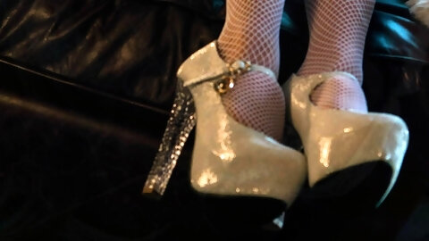 Petite Sex Doll Teen Blonde For Cowgirl Anal Action